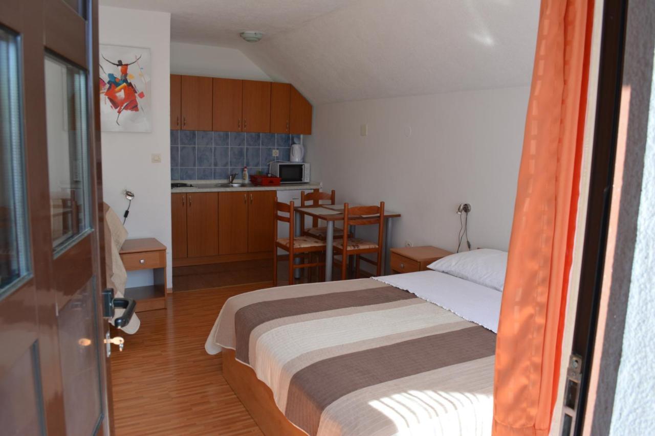 Guesthouse Andja سوملجاناك المظهر الخارجي الصورة