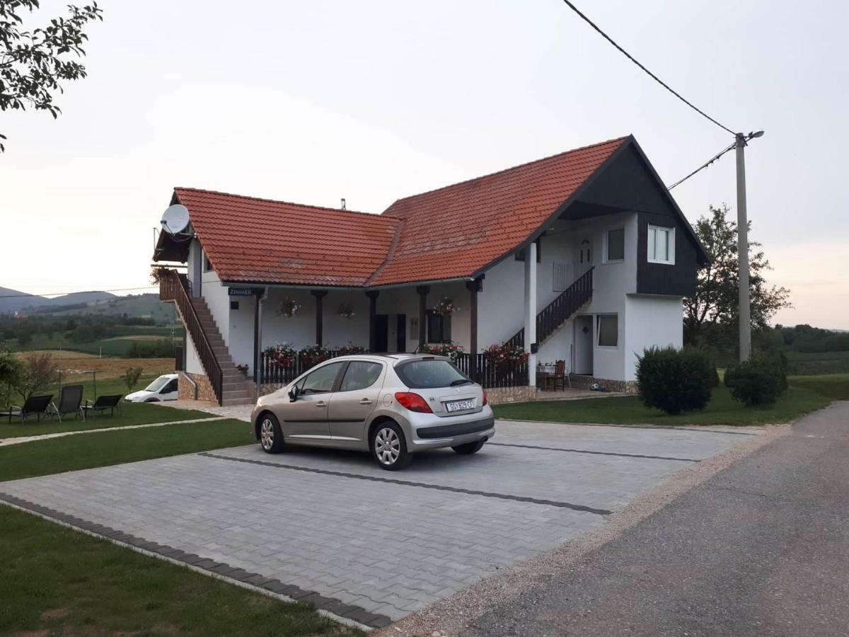 Guesthouse Andja سوملجاناك المظهر الخارجي الصورة